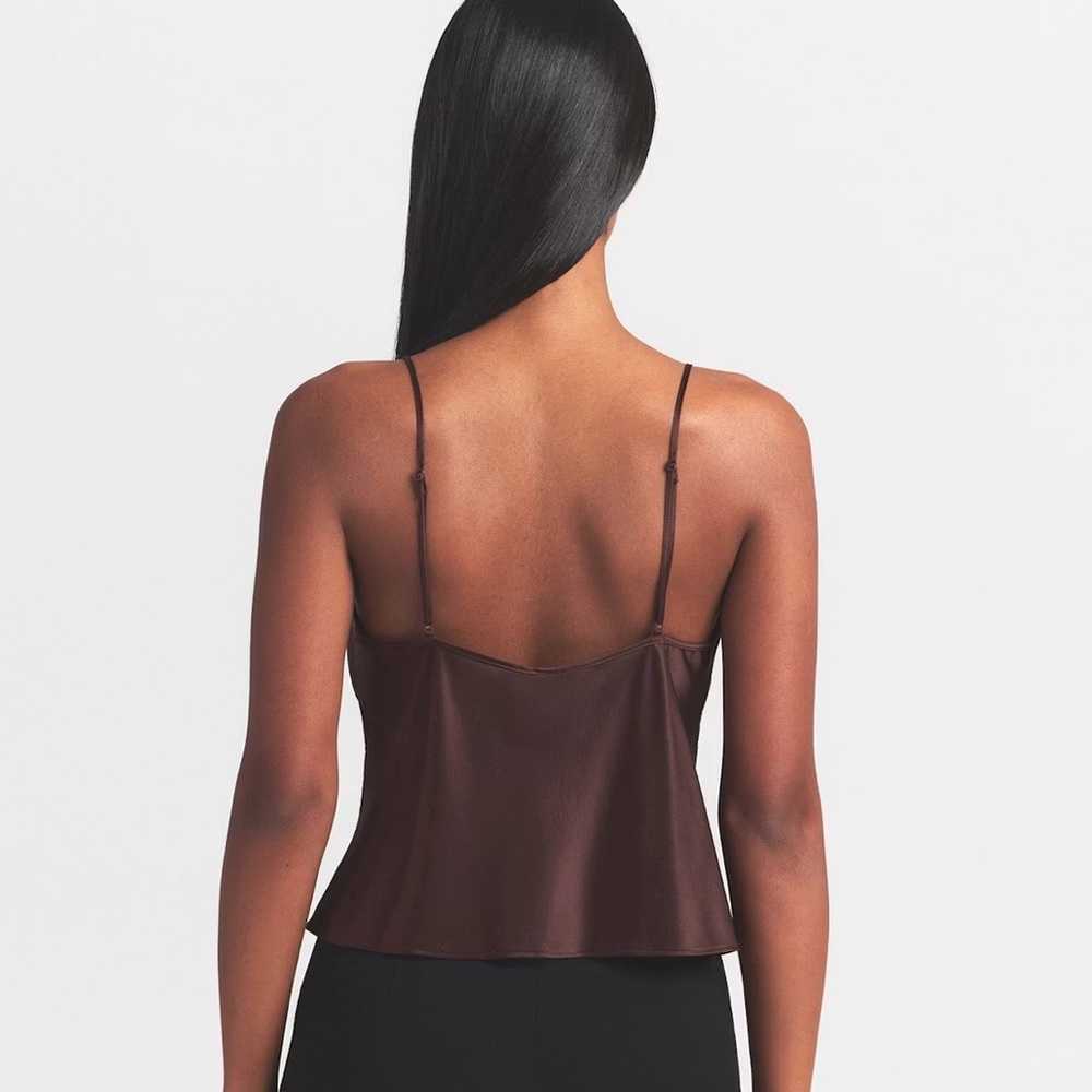 SKIMS Lace Silk Cami NWT - Picture 3 of 10